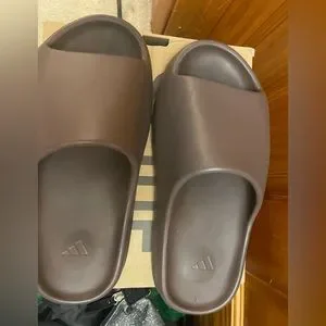 Yeezy | Shoes | Yeezy Slide Size 8 Brand New In Box Dark 